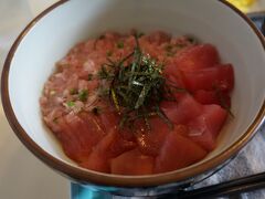 石垣島最後の食事に選んだ「マグロ丼」

これを食べないと帰れません！

三種類のマグロがたっぷり入って美味しい(^^)