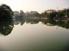 ホアンキエム湖