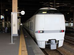 
特急「サンダーバード」

以前、金沢から京都まで利用したことが一度あるが

今回は福井までの短い乗車

