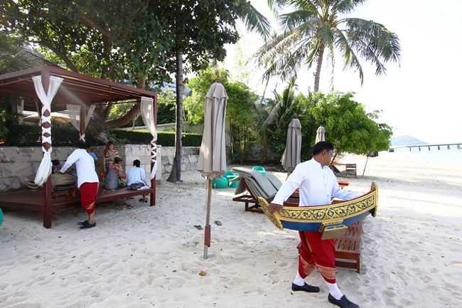 楽団も到着<br />準備風景です