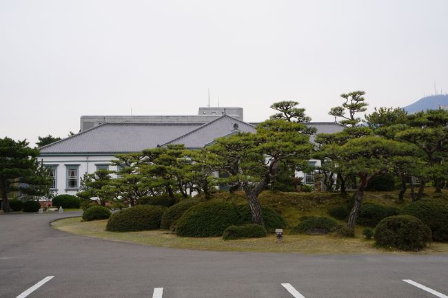 旧日本軍の関係施設で、もう一つあるのは旧善通寺偕行社。<br />明治36年に建てられた建物です。