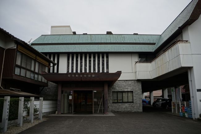 これでほぼおしまいと思ったのですが、もうちょっと探索してみますか。<br />これは琴平町歴史民俗資料館。ちょっと地味な外観です。<br />