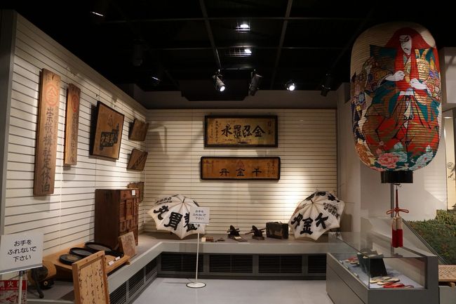 金丸座の方もよかったのですが、劇場はあくまで箱ですから、肝心なのはその中身。