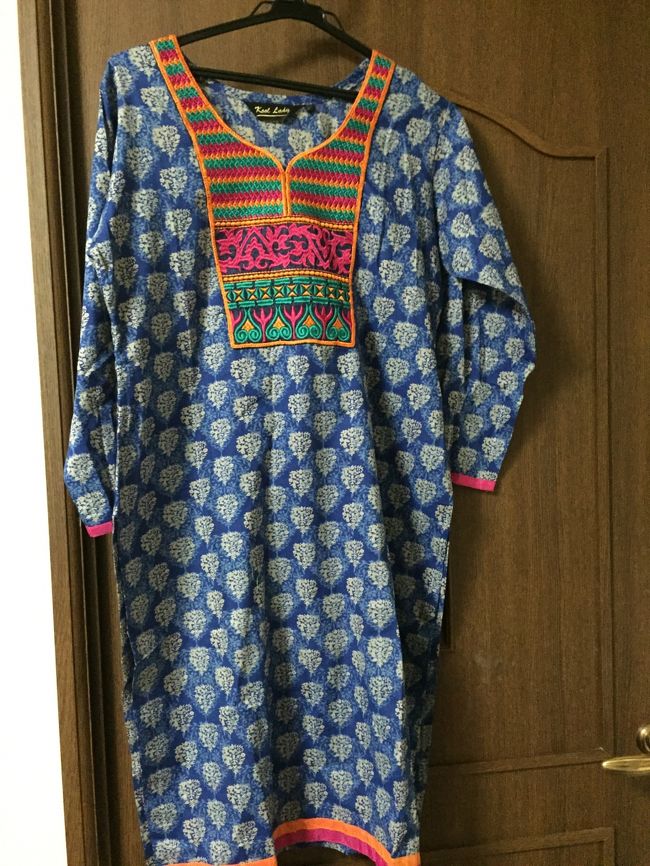 ムスタファセンターで衝動買いしたインド風の洋服．日本で着用して浮かないか心配,<br />