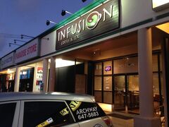 毎年立ち寄らせていただいている。インフュージョン（アッパータモン店）
朝６時３０分から営業、お店の高台から見下ろすタモン湾はおすすめです。