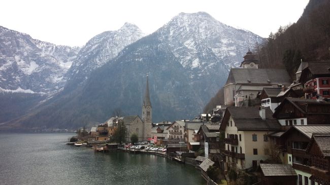 お昼を食べ終わって、自由散策の時間です。<br />どうも雲が出てきたようです。<br /><br />