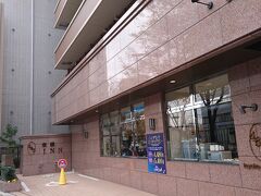 4月2日の宿は東横イン梅田中津2でした。鉄道からのアクセスは少し悪いですが、JR大阪駅までの送迎がありました。