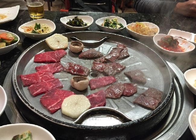 一皿のボリュームも多い異アメリカの韓国焼肉！