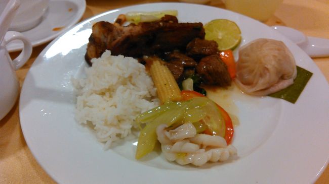 イカ炒め、チャーハン