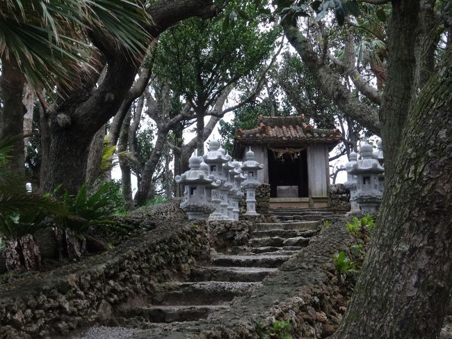 川平湾を見に行きます。と言いながら、これが何か、不明です…<br />もう、１ヶ月ほど過ぎると覚えていることが少なくなってきます。