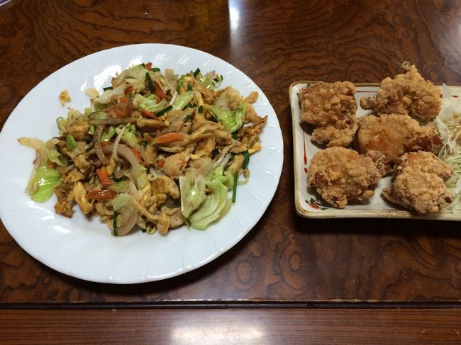 ホテルに戻って、今日は疲れたので、ホテル近くの食堂へ。<br />屋台村より、こちらのお店の方が、良心的なお値段で、美味しくて私は好きです。