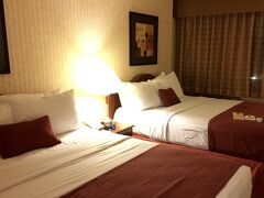 ボストンのホテルです。
The Inn at Longwood Medical

一人旅ですがツインベッドでした。

朝食なしの3泊で10万円でした。
バスタブ付きでした。
