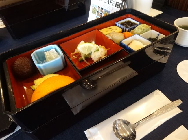 惜しいことをした…スープ・味噌汁が食べ放題（飲み放題？）だったのに、１種類しか食べなかった。美味しかったのにな〜