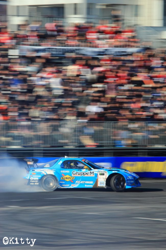 迫力ドリフトを目の前で Tokyo Drift D1gp World Champions 15 お台場 東京 の旅行記 ブログ By Kittyさん フォートラベル