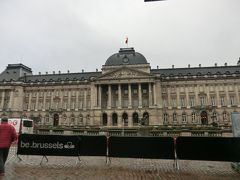 「 王宮 」 全景です