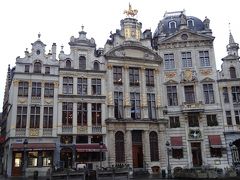 またグランプラスにやってきました　「 ギルドハウス 」