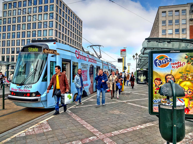 ルイーズ広場にやってきました。