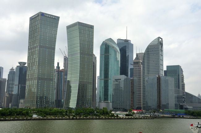 平成24年5月31日（木）新鑑真号から浦東新区風景