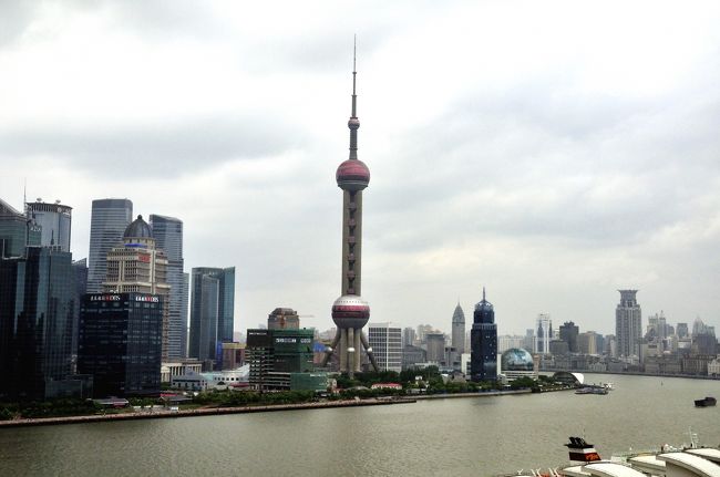 平成24年5月31日（木）新鑑真号から浦東新区風景