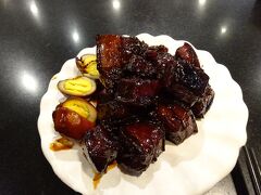 上海姥姥へ到着！
そして念願の紅焼肉（68元）
ボリューミィ！そして劇的な美味しさ！