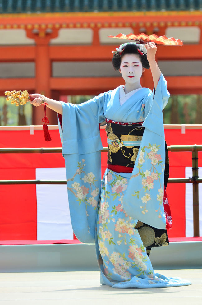 16 京都平安神宮の例祭翌日祭 神賑行事 下鴨 宝ヶ池 平安神宮 京都 の旅行記 ブログ By 風に吹かれて旅人さん フォートラベル 16 京都平安神宮の例祭翌日祭 神賑行事 下鴨 宝ヶ池 平安神宮 京都 の旅行記 ブログ By 風に吹かれて旅人さん フォートラベル