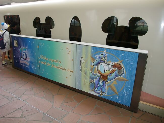 TDS15周年ラッピング☆ディズニーリゾートライン“ザ・イヤー
