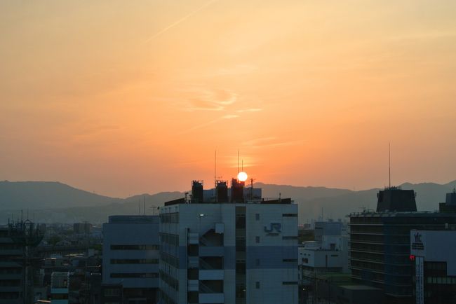 ホテルで一休み。<br /><br />ホテルからこんなきれいな景色が見えます。<br /><br />コーナーツインさすがです。