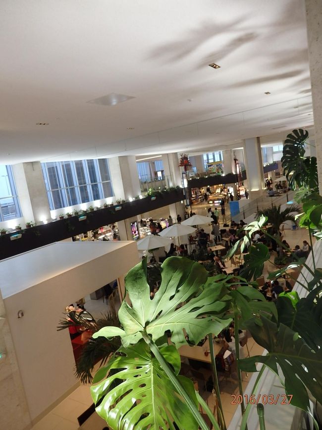 新石垣空港。<br />前と比べると、随分大きく　きれいになってました。