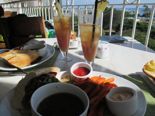 予約無しでしたが、テラス席に座れました。