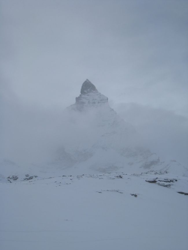 山の天候は変わり易く、好天を選べる訳ではなく天に任す