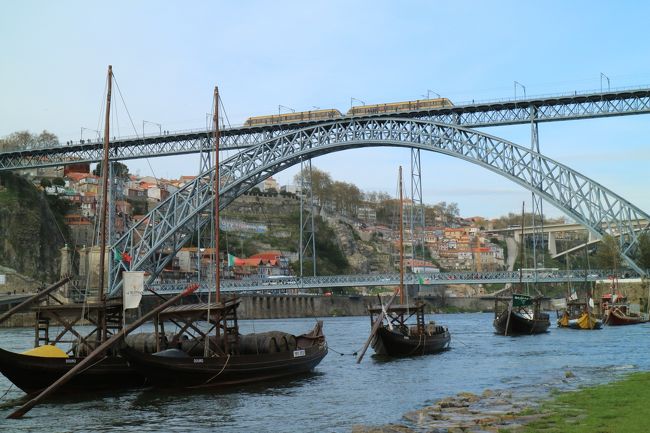 ここで生産されたワインを運ぶ船（ラベロ船）<br />1700年代、英国貴族に人気で、多く輸出されたとのこと。