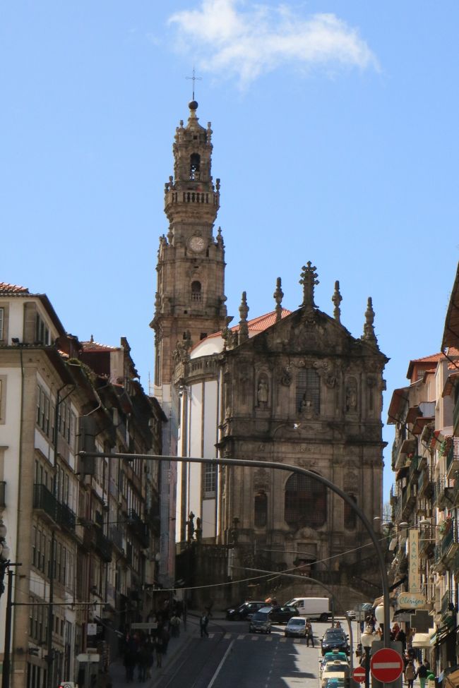 晴れたのでクレリゴス教会の塔に昇ってみることにした。