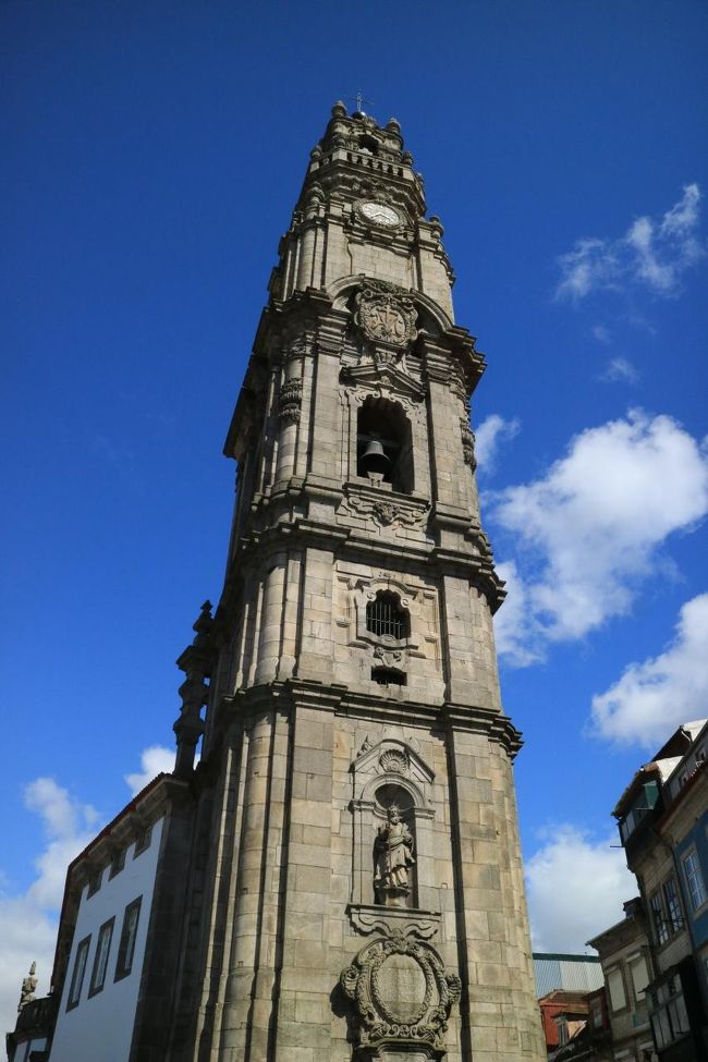 225段の狭い螺旋階段を昇ったところから撮影した。1743年に完成。