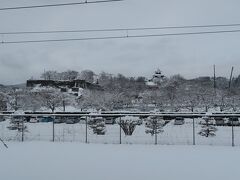 白河駅

白河城が見えました。