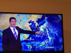 朝起きて、BBCで天気予報チェック。
イラクの気温48℃って…
日本に台風来てるって言ってたな…
ベルギーは15℃…7月絶賛低め安定中
世界は広い。