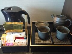 宿泊したウェスティンホテル仙台は非常に過ごしやすかったです。地元のお茶屋さんの緑茶が置いてあったりと郷土感も楽しめました。