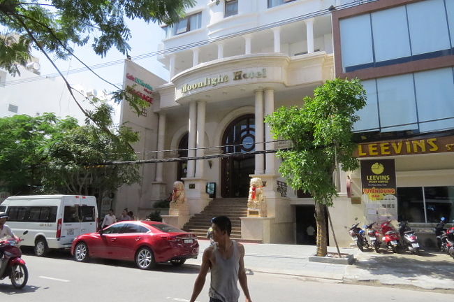 集合時間も迫ってきたので、ホテルに戻ります。