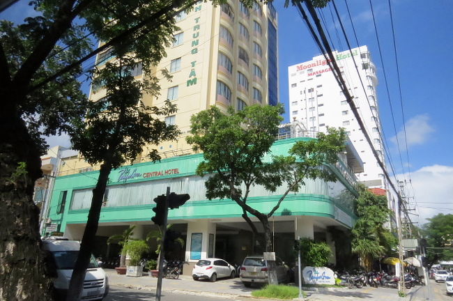 宿泊したバンブーグリーンセントラルホテルの外観