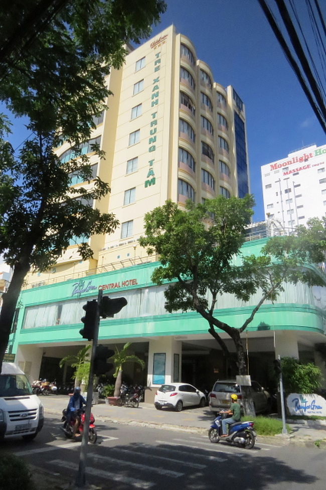 宿泊したバンブーグリーンセントラルホテルの外観