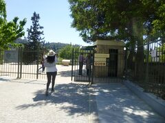 古代アゴラ入場。
やっぱり入場料無料だった。