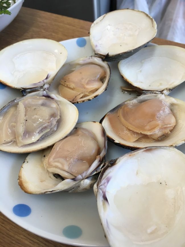 "ハマグリ"<br /><br />ただ焼いただけ！が美味しい！安い！<br /><br />お代わり〜！！状態です♪
