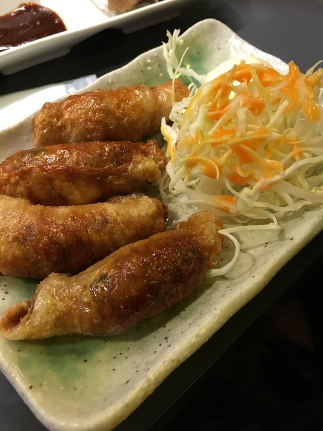 旦那様定番の"鶏皮餃子"<br /><br />私は食べていませんが、普通に美味しいでしょ！これは！