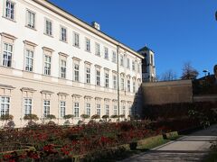 『ミラベル宮殿』

現在はザルツブルク市長公邸として使われ、またマーブルホールではコンサートが開催されているそうです。
