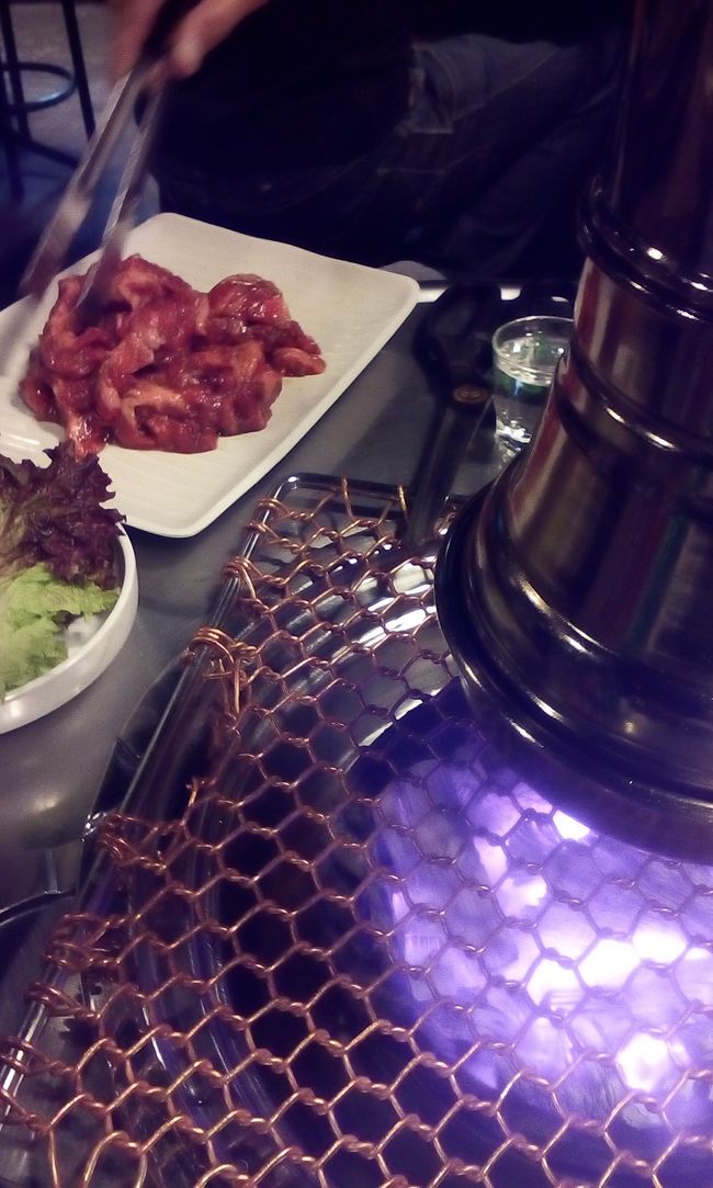 味付きカルビ（2人前）<br /><br />12000ｗ×2のはずですが、<br />レシート見たら、セット価格で、<br />10000ｗ×2<br />となってましたよ！