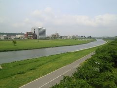 再び、遠賀川に戻り、遠賀川水辺館という施設に行ってみます。