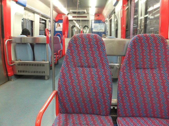 発車したときからこんな感じ<br /><br />先頭に近い車両に乗っていたからかな？<br /><br />空いてたな