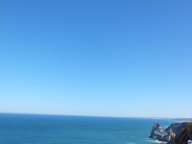 ところで来てみて思ったのだが<br /><br />ロカ岬って<br />来るまでの工程がいいんだよな。。と