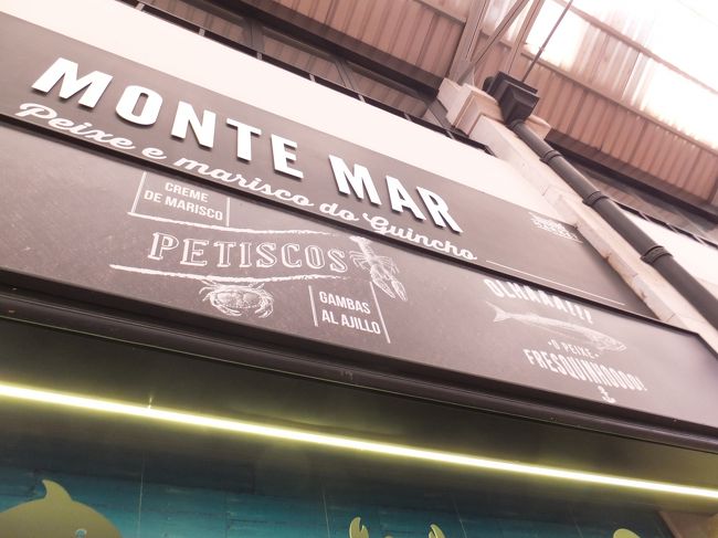 タコの店発見！<br /><br />これから毎食タコを食べるとはこのときは知らずに張り切っていた