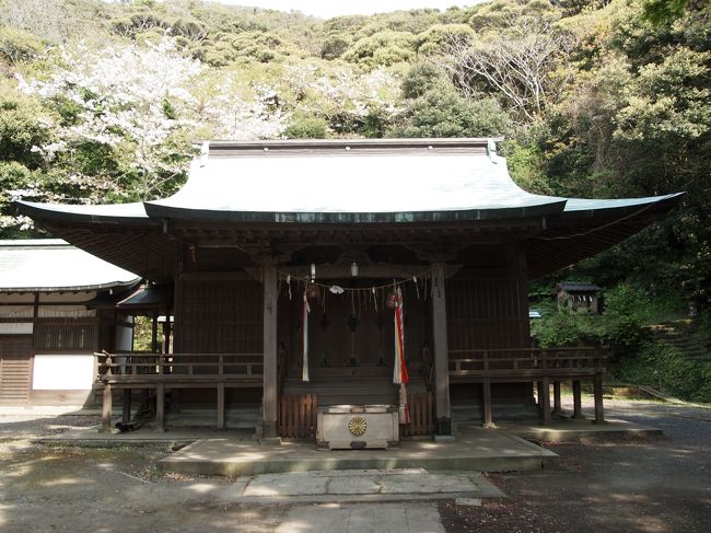 三浦半島から房総半島へ海を渡り「対」に出会う旅【4】洲崎の御神石と安房国神社巡り