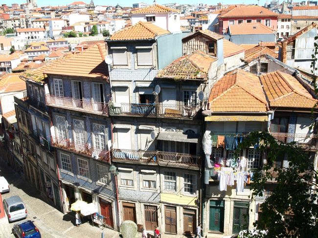 すぐ近くに住居